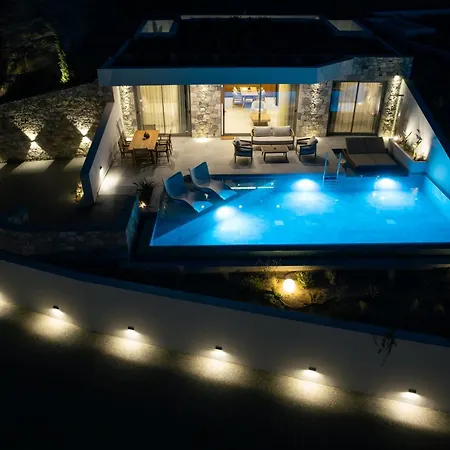 Akres Luxury Sea View *