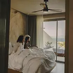 Akres Luxury Sea View *