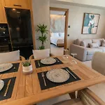 Akres Luxury Sea View プサリビ