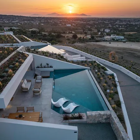 אכסניה Akres Luxury Sea View *