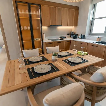 אכסניה Akres Luxury Sea View