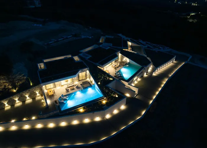 Akres Luxury Sea View بيت خشبي *